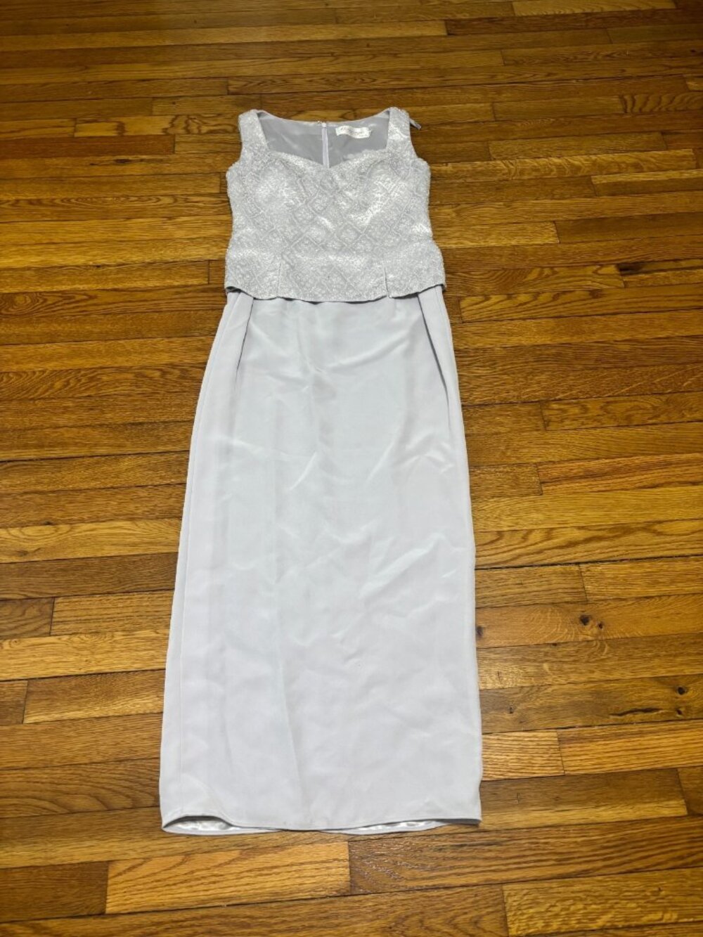 Montage by Mon Cheri Formal Gown Dress Beaded Womens Size 10 Sleeveless Wedding